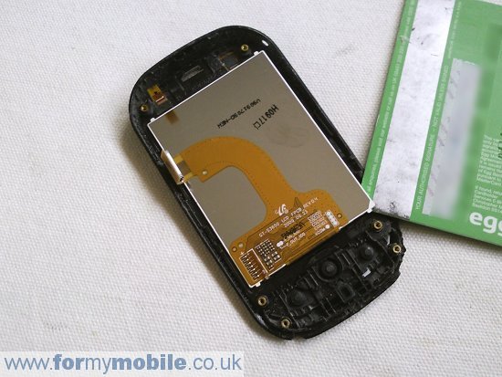 как разобрать телефон Samsung S3650 Genio (8)