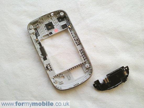 Как разобрать телефон Samsung Galaxy Mini S5570 (7)