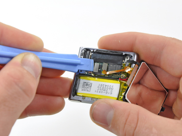 Как разобрать плеер Apple iPod Nano 6-го поколения (13)