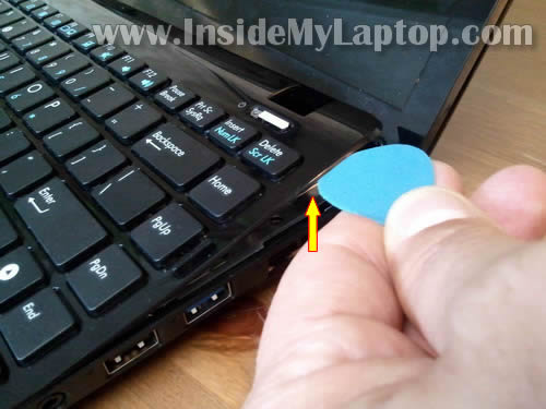 Как разобрать ноутбук Asus Eee PC 1215B (12)