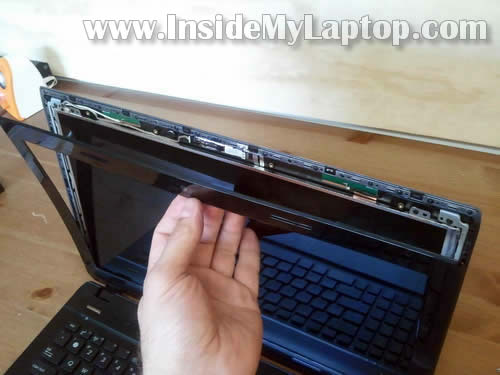 Как заменить экран на ноутбуке Asus U52F (5)