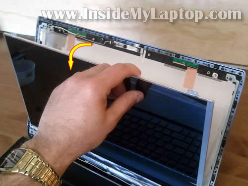 Как заменить экран на ноутбуке Asus U52F (9)