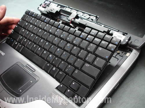 Как заменить клавиатуру на ноутбуке Compaq Presario 2580US (6)