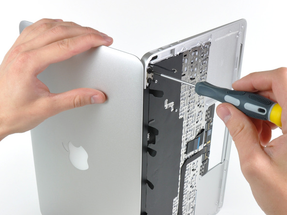 Как разобрать ноутбук Apple MacBook Air 11" (39)