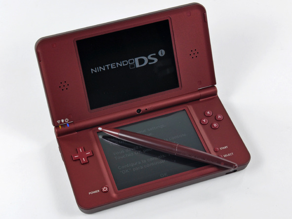 Как разобрать игровую консоль Nintendo DSi XL (1)