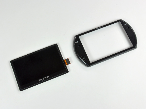 Как разобрать игровую консоль Sony PSP Go (26)