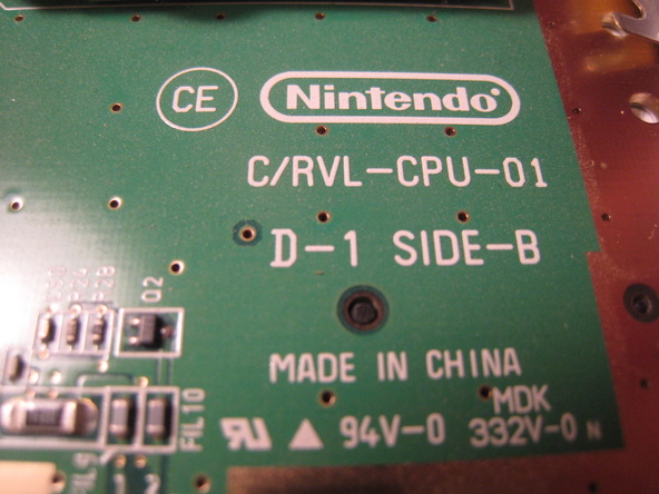 Как разобрать игровую консоль Nintendo Wii (54)