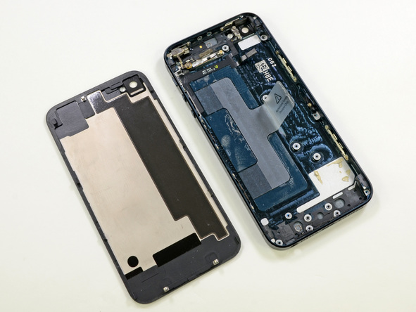 Как разобрать телефон Apple iPhone 5 (43)