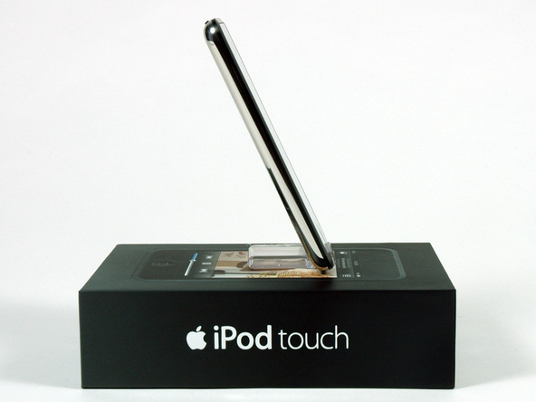 Как разобрать плеер Apple iPod Touch 1-го поколения (8)