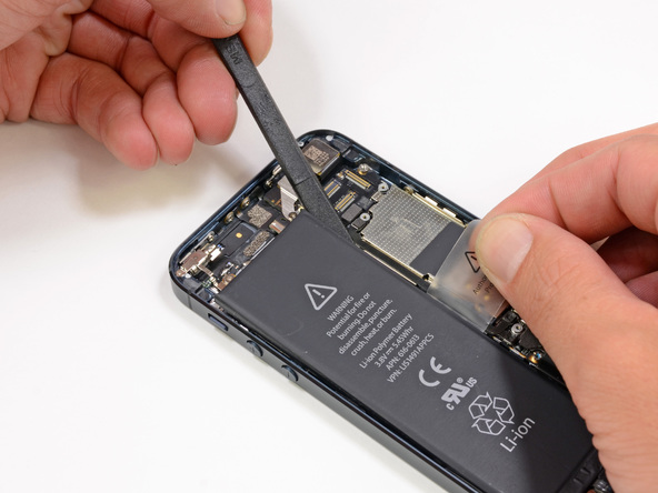 Как разобрать телефон Apple iPhone 5 (14)