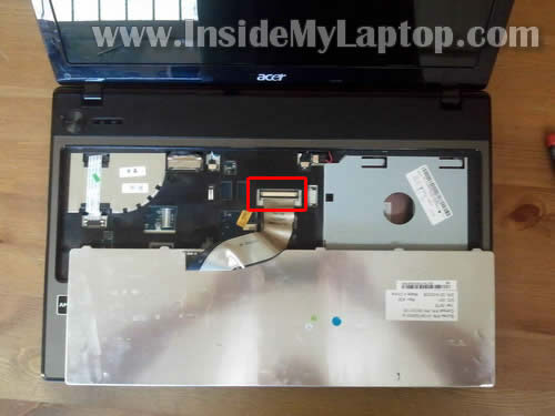 Как разобрать ноутбук Acer Aspire серии 5251/5551G/5551 (17)