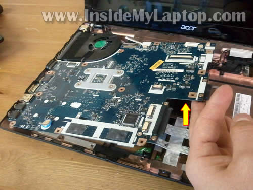 Как разобрать ноутбук Acer Aspire серии 5251/5551G/5551 (2)