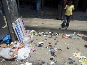 Разбомбили сервис по ремонту телефонов в Непале