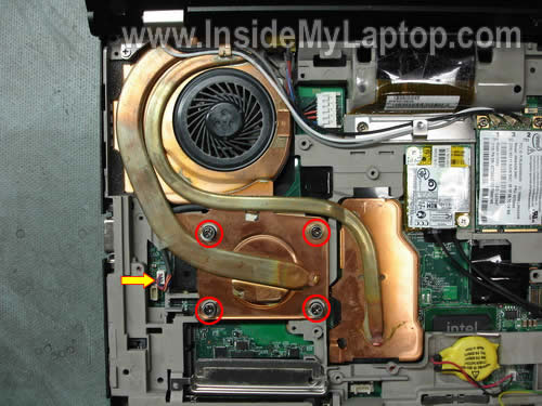 Как разобрать ноутбук Lenovo ThinkPad T61 для замены кулера (16)