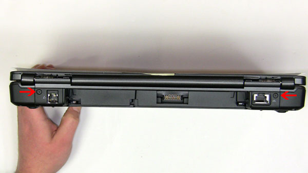 Как разобрать ноутбук Dell Inspiron 1420 / Vostro 1400: замена упора для рук с тачпадом (5)