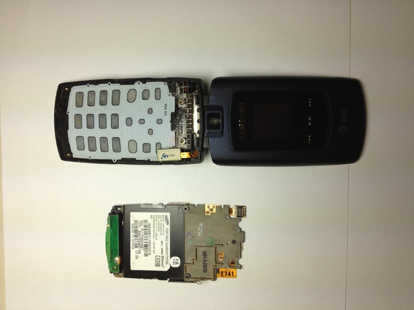 Как разобрать телефон Samsung SGH A707 (14)