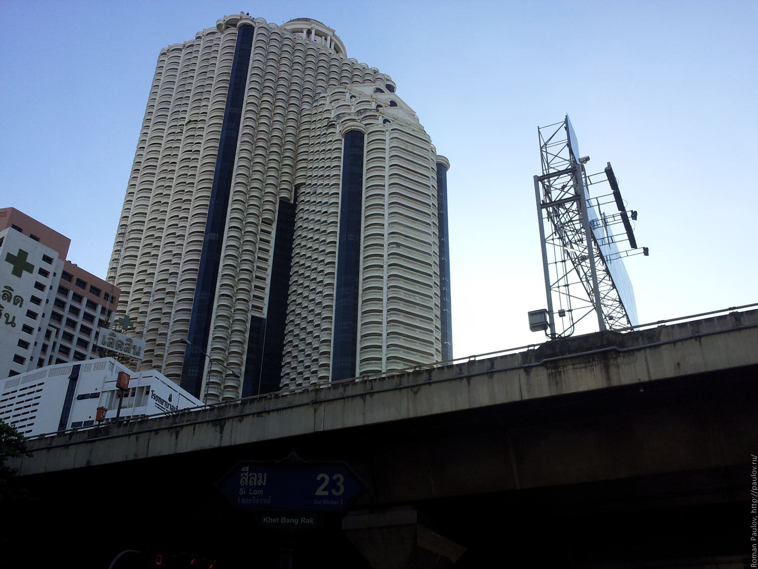 Заброшенные этажи в самой дорогой гостинице Бангкока Lebua в The State Tower (1)