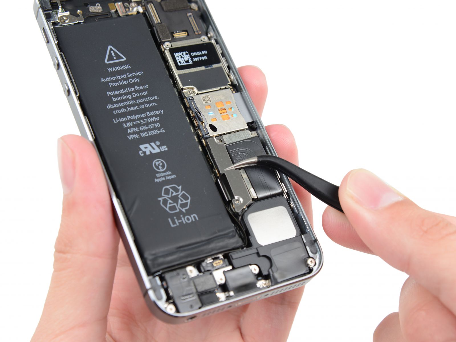 Замета аккумулятора на iPhone 5S (27)