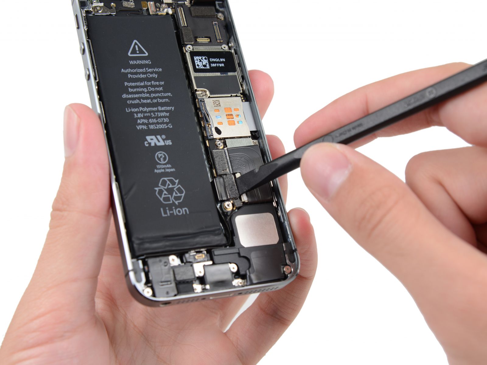 Замета аккумулятора на iPhone 5S (28)